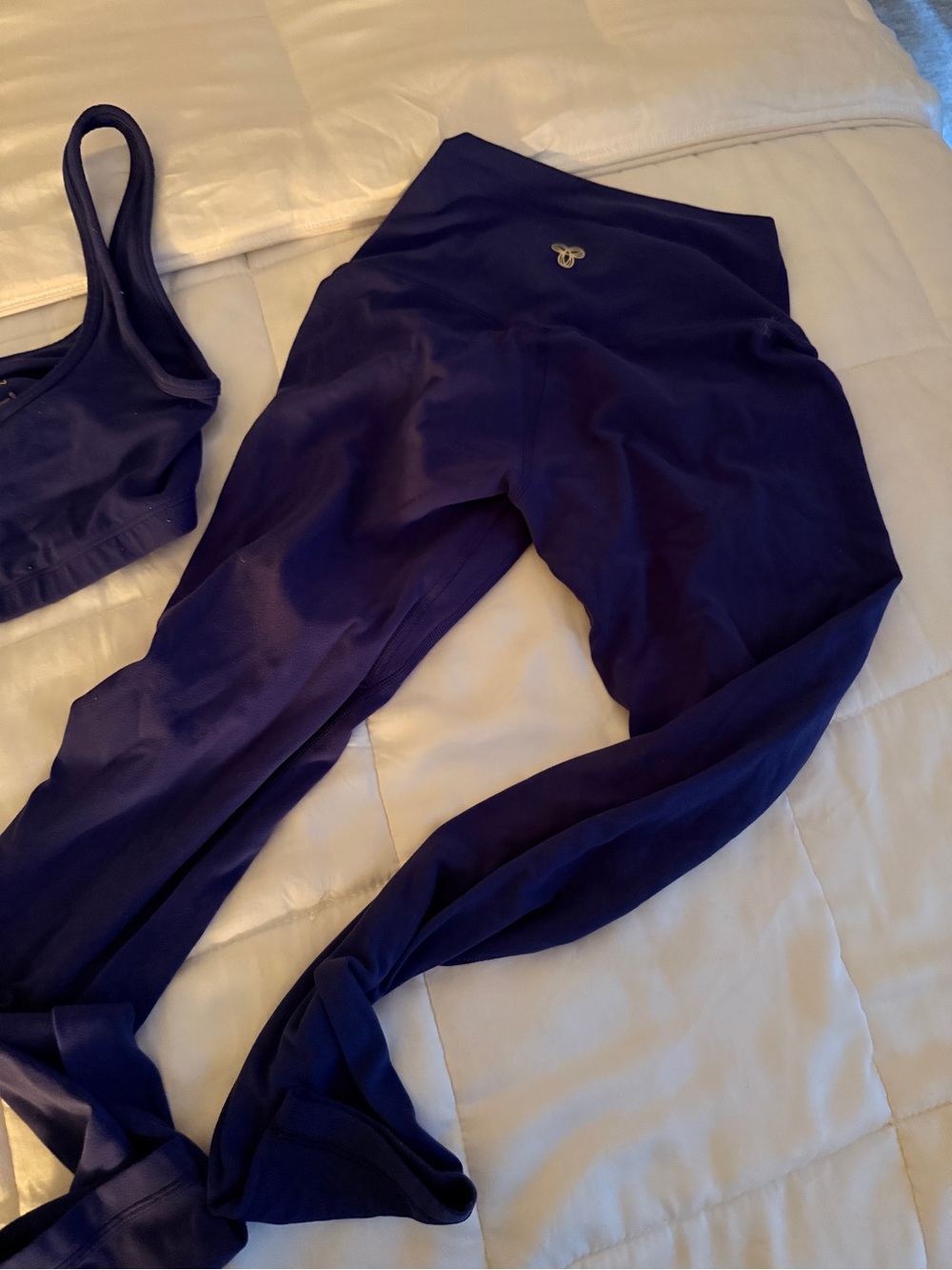 Aritzia blue Activewear top and Leggings Set small - Picture 3 of 3